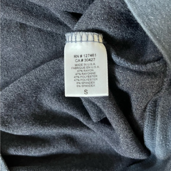 Wildfox Womens Gray Skull Heart Eyes Graphic Jumper Sweatshirt Size Small Soft - Picture 6 of 10